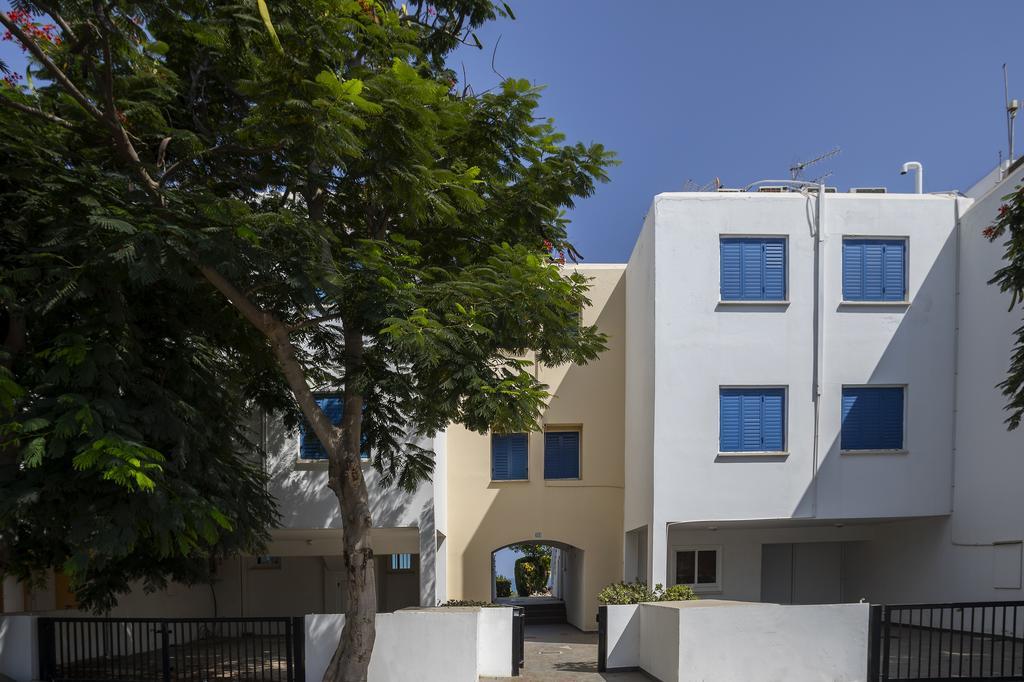 Protaras Beachfront Sirina Lina Suite Παραλίμνι Εξωτερικό φωτογραφία
